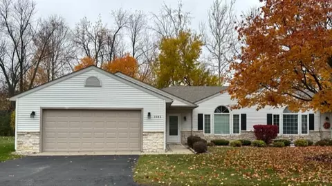 1502 Lakewood, Adrian, MI 49221