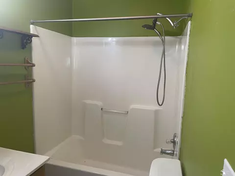 2463 Stewart, Monroe, MI 48162 photo 12