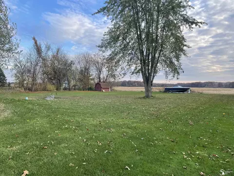 2463 Stewart, Monroe, MI 48162 photo 3