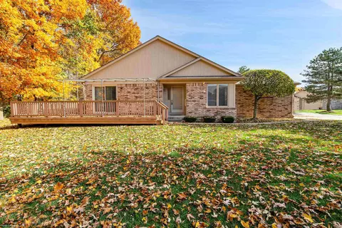 19015 Carmelo #133, Clinton Township, MI 48038