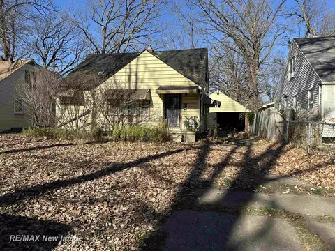 1314 W Genesee, Flint, MI 48504