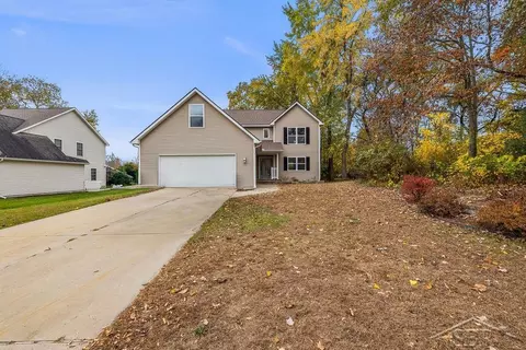 2709 Novak, Midland, MI 48642