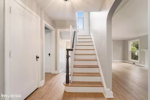 361 Mckinley, Grosse Pointe Farms, MI 48236 photo 3