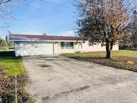 3050 13th, Bark River, MI 49807