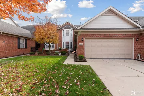 21627 Knights, Brownstown, MI 48183