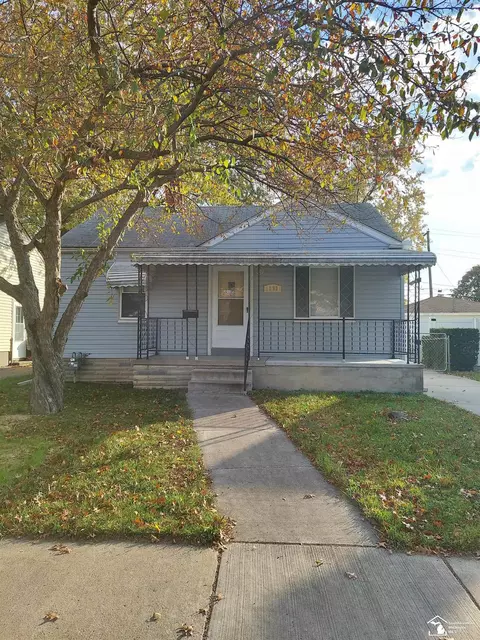 1253 8th, Wyandotte, MI 48192