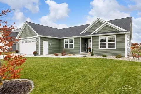 4491 E Lakecress, Saginaw, MI 48603