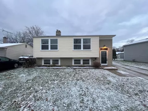 42811 Pheasant Run, Sterling Heights, MI 48313