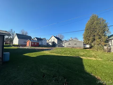 135 Silver, Ishpeming, MI 49849 photo 45