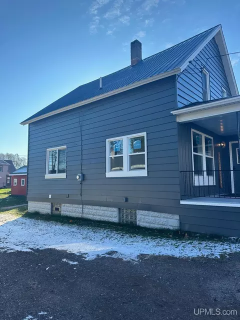 135 Silver, Ishpeming, MI 49849 photo 7
