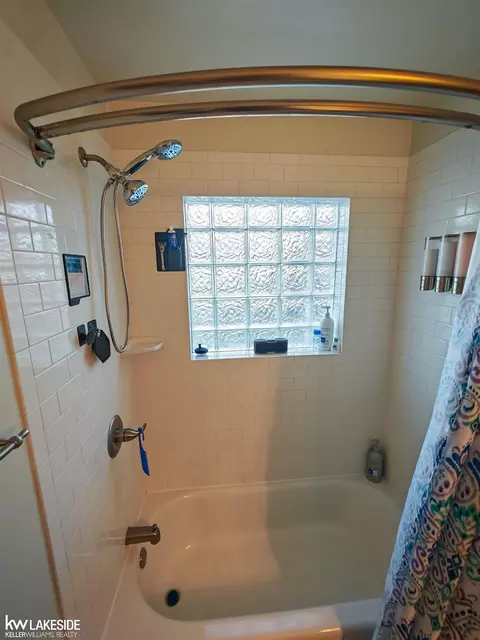 31474 Tecla, Warren, MI 48088 photo 11