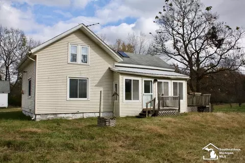 1915 Irish, Dundee, MI 48131