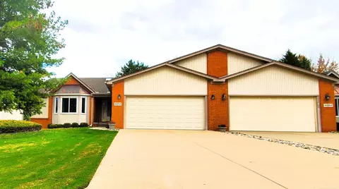 46818 Scotch Pne, Macomb, MI 48042