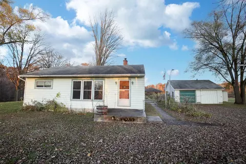 1701 S Castor, Midland, MI 48640