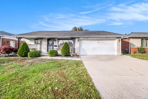 13619 Melva Dr, Warren, MI 48088