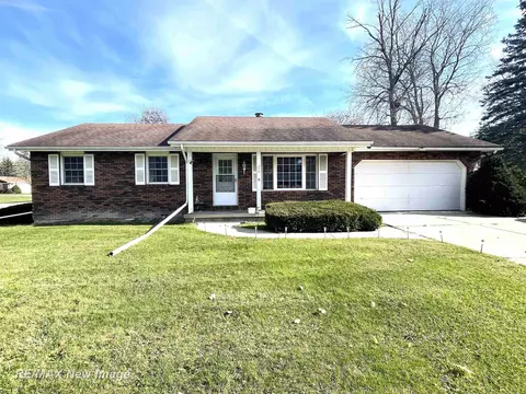 3520 Sherwood, Saginaw, MI 48603