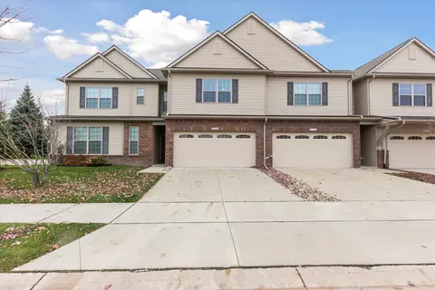 23740 Clarewood, Macomb, MI 48042
