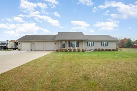 35 S Carter, Linwood, MI 48634