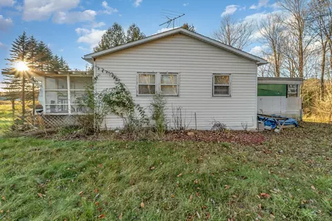 5671 Stillwagon, Gladwin, MI 48624