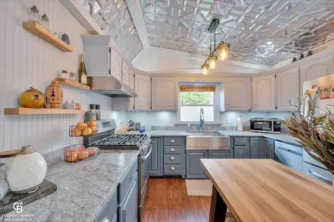8058 E Carpenter Rd, Davison, MI 48423 photo 5