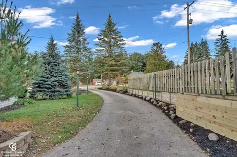 8058 E Carpenter Rd, Davison, MI 48423 photo 30