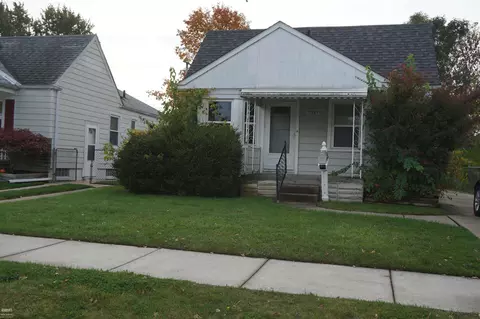 17688 Toepfer, Eastpointe, MI 48021