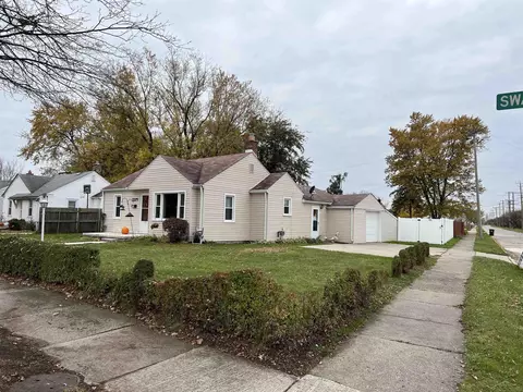3532 Swanson St, Wayne, MI 48184