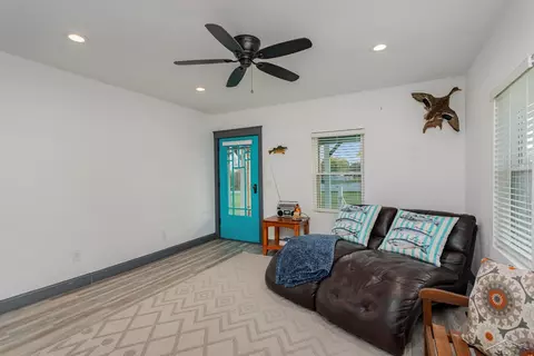 2015 E Parish Rd, Kawkawlin, MI 48631 photo 10