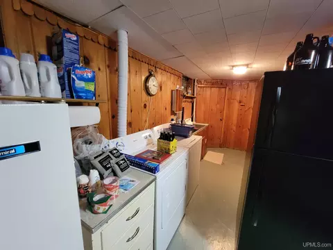 1428 High, Munising, MI 49862 photo 19