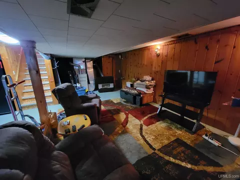 1428 High, Munising, MI 49862 photo 16