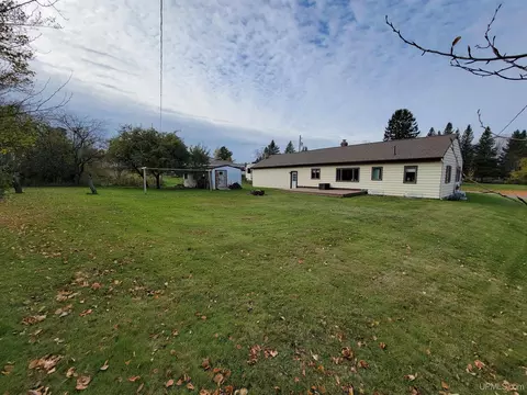 1428 High, Munising, MI 49862 photo 27