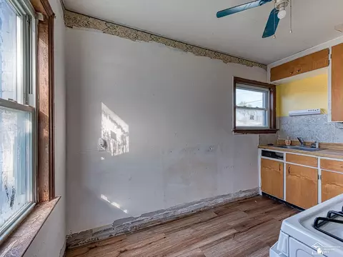 519 Bentley, Monroe, MI 48162 photo 4