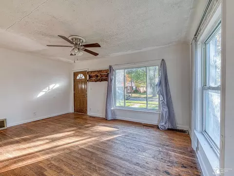 519 Bentley, Monroe, MI 48162 photo 6