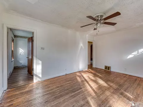 519 Bentley, Monroe, MI 48162 photo 5