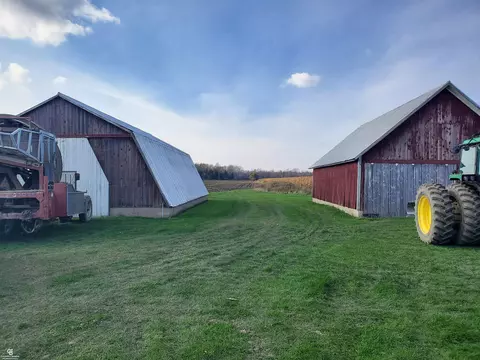 2671 Carpenter, Bad Axe, MI 48413 photo 6