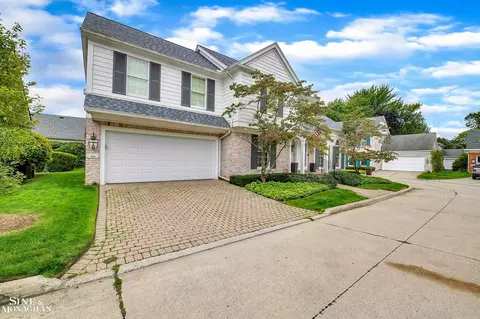 934 Lochmoor, Grosse Pointe Woods, MI 48236 photo 38