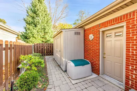 861 Shoreham Rd, Grosse Pointe Woods, MI 48236 photo 45