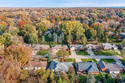 861 Shoreham Rd, Grosse Pointe Woods, MI 48236 photo 52