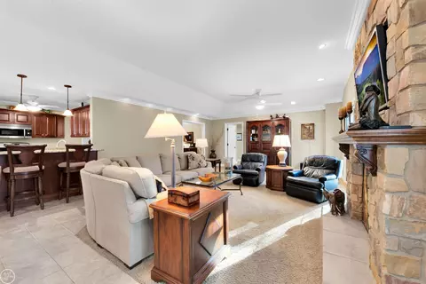 861 Shoreham Rd, Grosse Pointe Woods, MI 48236 photo 18