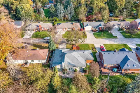861 Shoreham Rd, Grosse Pointe Woods, MI 48236 photo 49