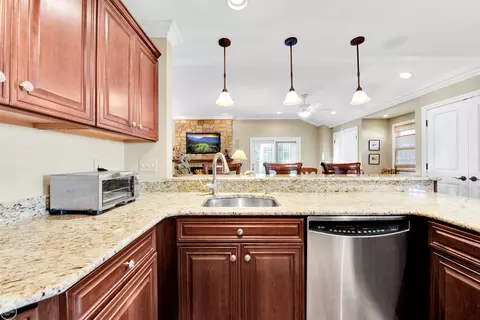 861 Shoreham Rd, Grosse Pointe Woods, MI 48236 photo 12