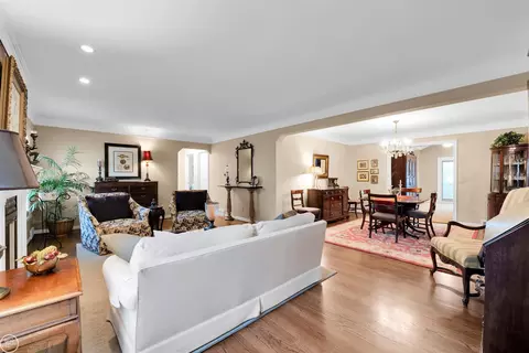 861 Shoreham Rd, Grosse Pointe Woods, MI 48236 photo 7