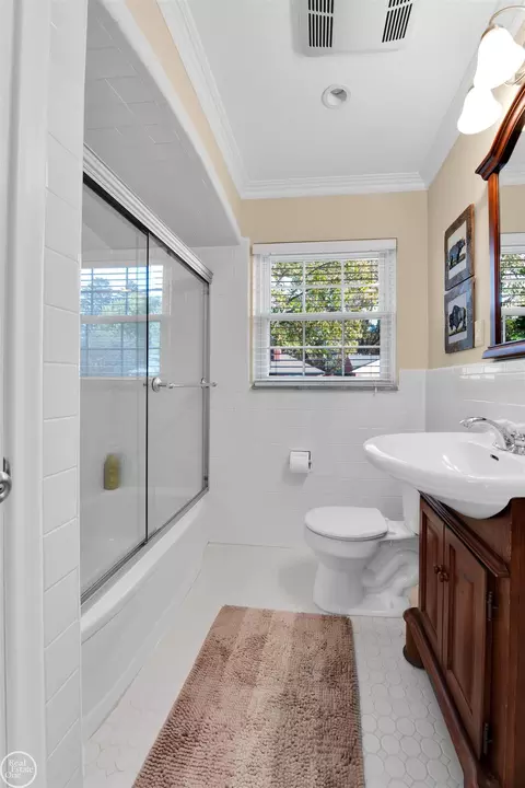 861 Shoreham Rd, Grosse Pointe Woods, MI 48236 photo 31