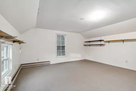 532 E Broad, Linden, MI 48451 photo 28