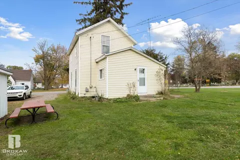 532 E Broad, Linden, MI 48451 photo 30