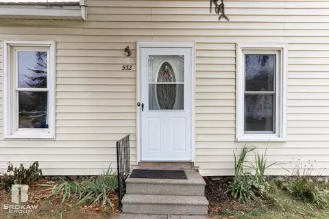 532 E Broad, Linden, MI 48451 photo 8