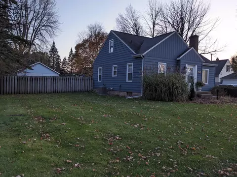 504 Nebobish, Bay City, MI 48708