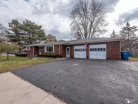 114 Cole, Monroe, MI 48162