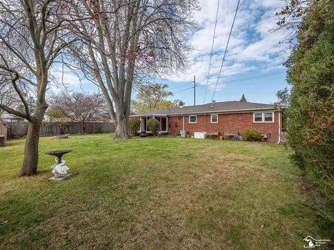 114 Cole, Monroe, MI 48162 photo 35