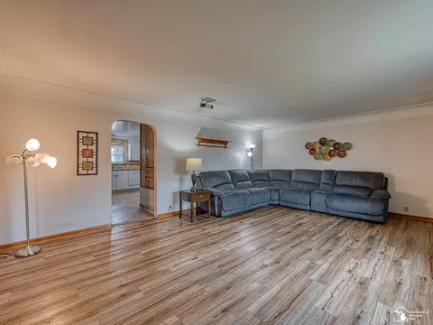 114 Cole, Monroe, MI 48162 photo 3